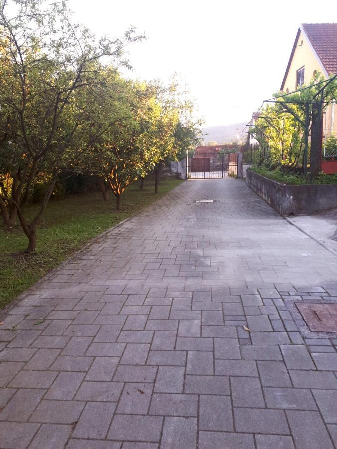 Ferienwohnung Moj Dan Ogulin Exterior foto